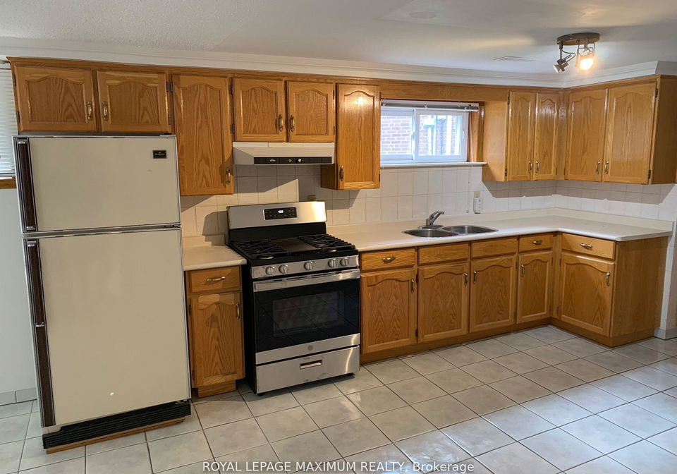 155-rainbow-drive-vaughan-ontario-n12495000