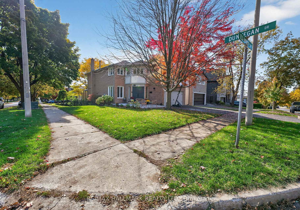 101-old-surrey-lane-richmond-hill-ontario-n12496398