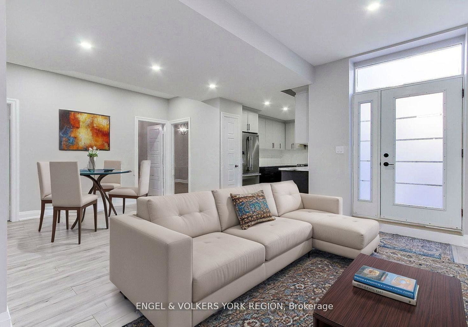4-valley-point-crescent-king-ontario-n12496472