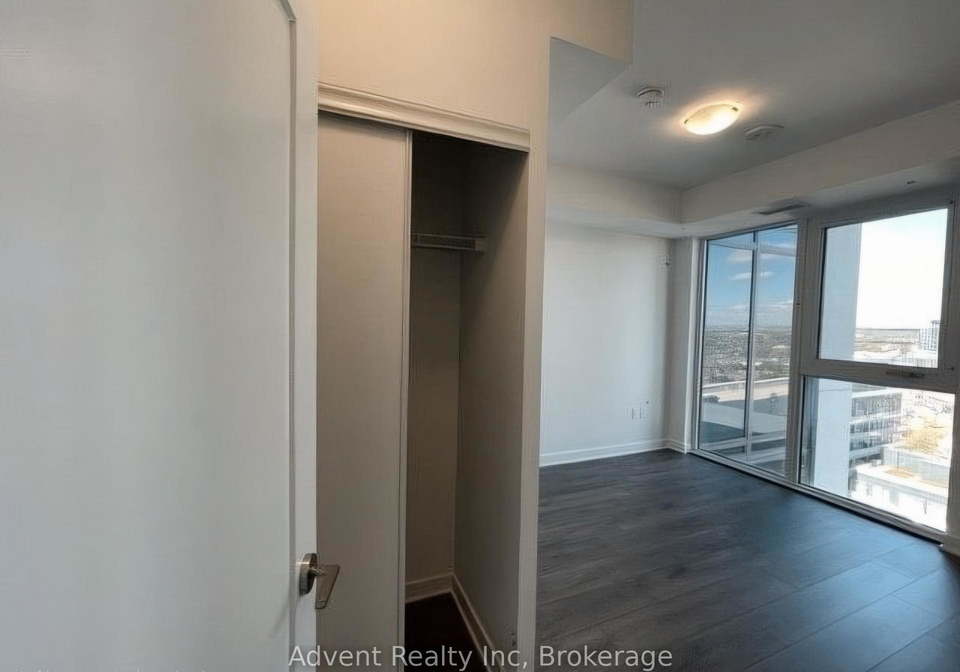 105-oneida-crescent-richmond-hill-ontario-n12497796