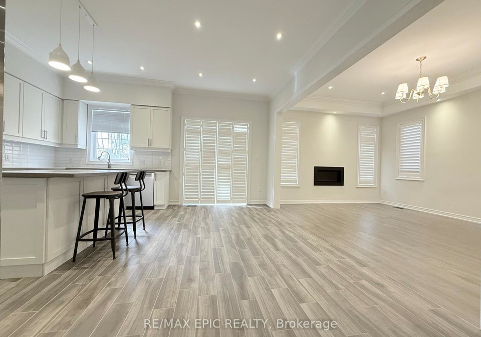 27-leary-crescent-richmond-hill-ontario-n12497938