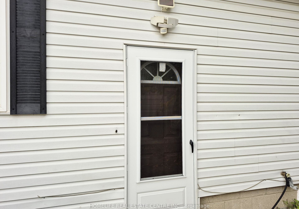 239-elmwood-avenue-richmond-hill-ontario-n12499220