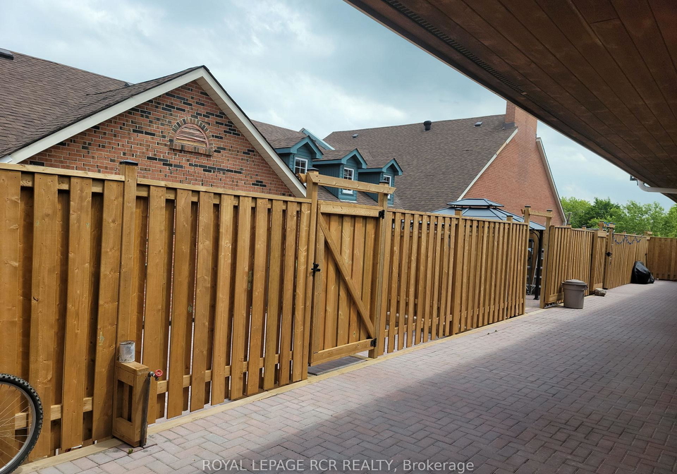 2-orchard-heights-boulevard-aurora-ontario-n12499634