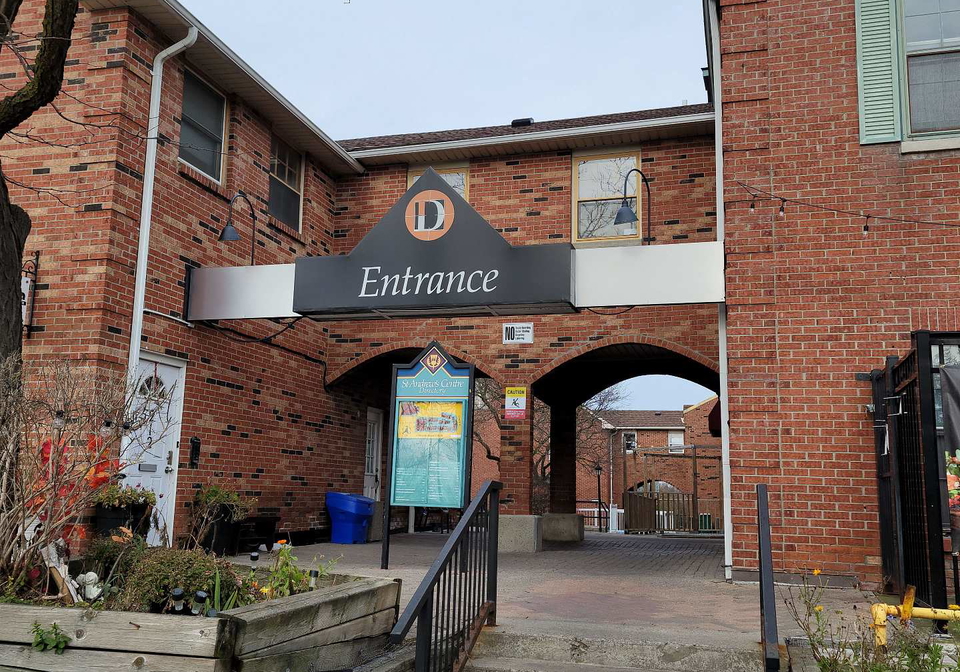 2-orchard-heights-boulevard-aurora-ontario-n12499640