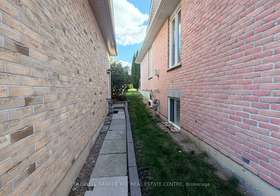 494-cody-crescent-newmarket-ontario-n12500052