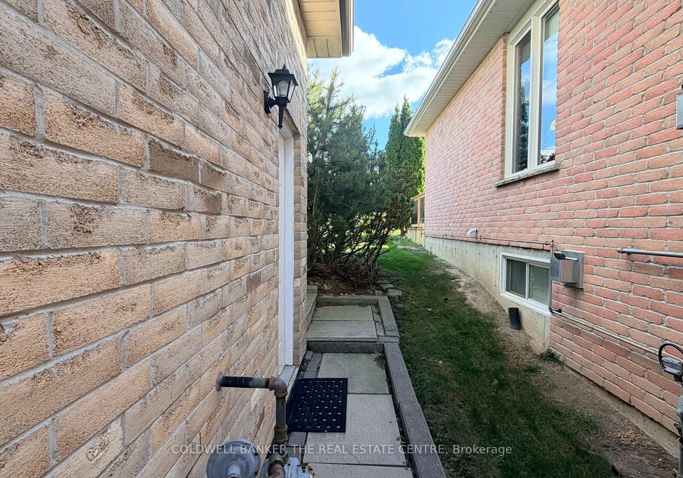 494-cody-crescent-newmarket-ontario-n12500052