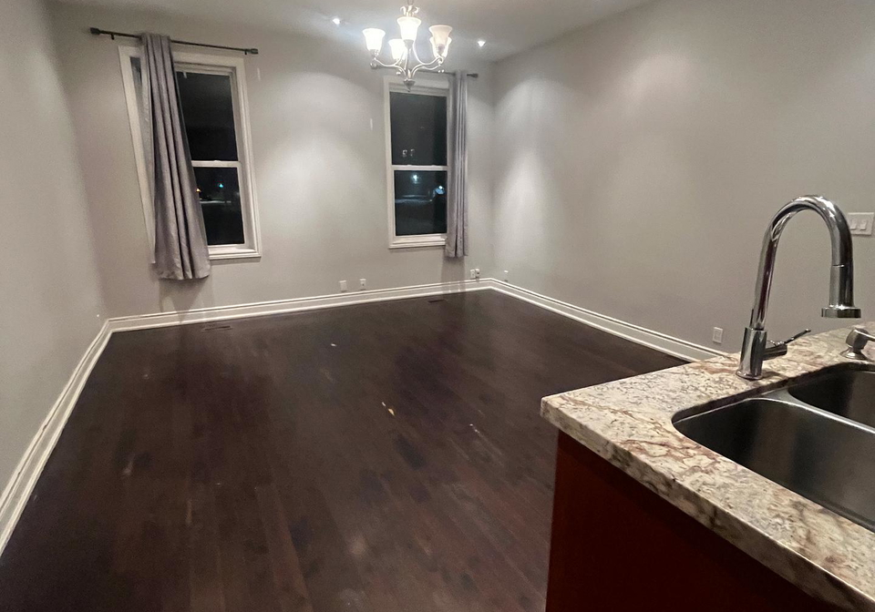 87-simcoe-road-bradford-west-gwillimbury-ontario-n12501010