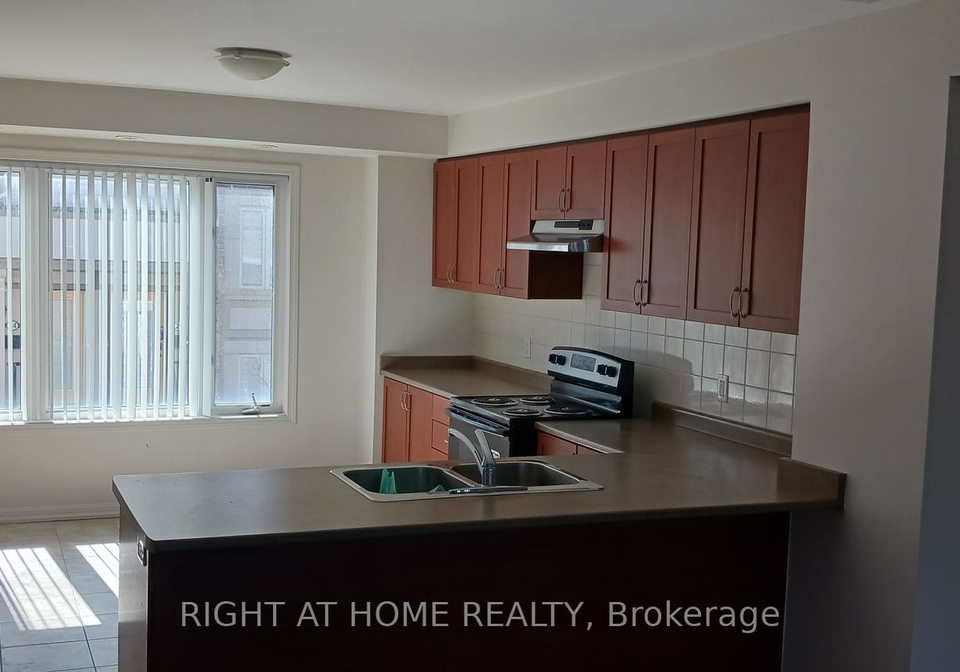 67-burton-howard-drive-n-aurora-ontario-n12501236