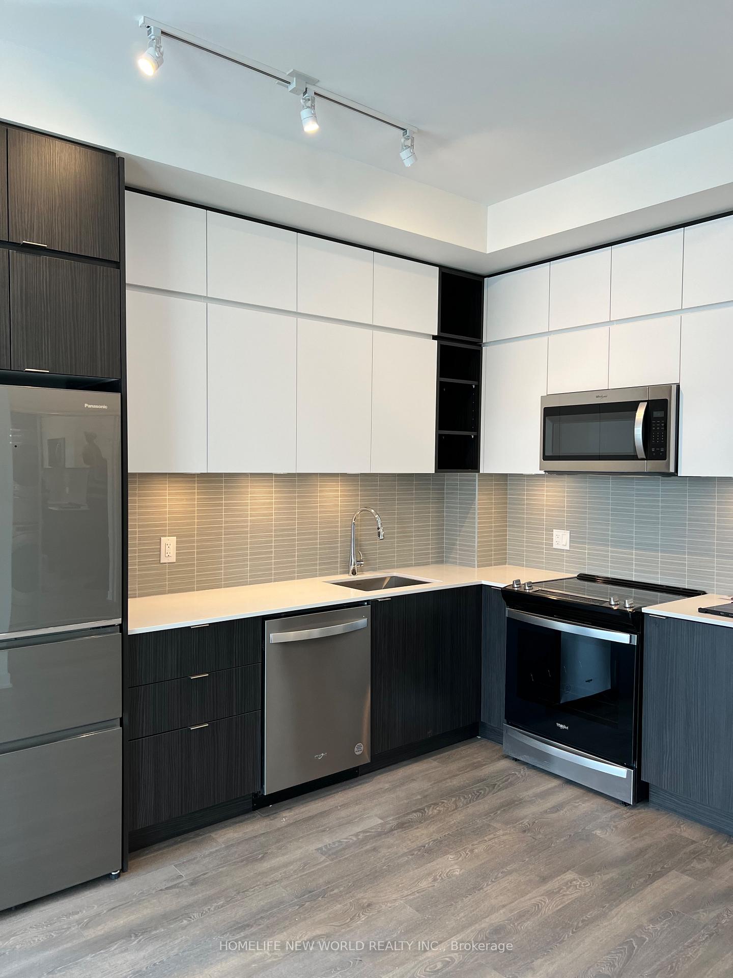 100-eagle-rock-way-vaughan-ontario-n12501368