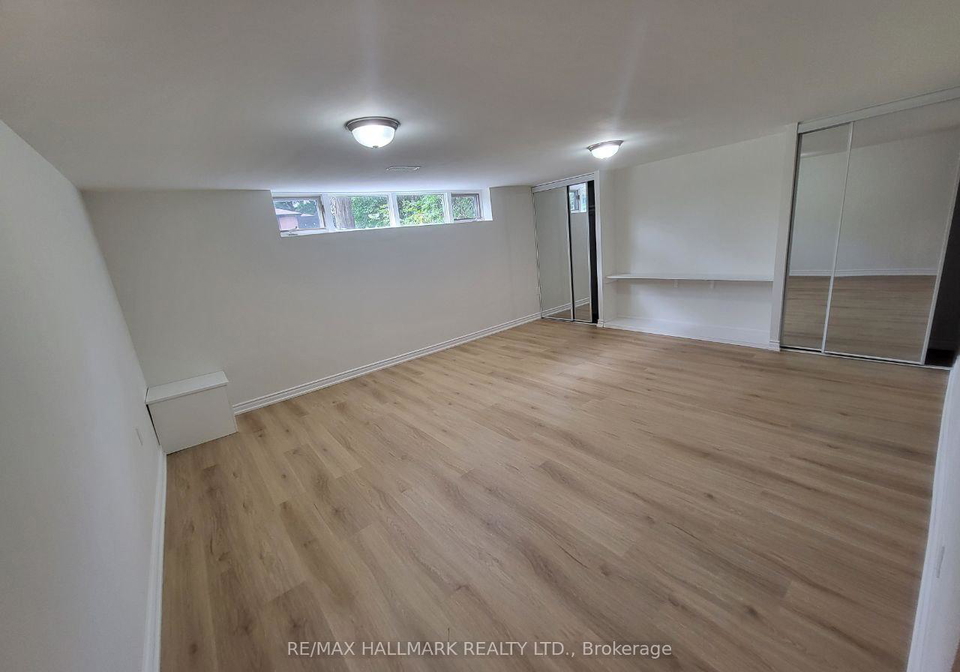 10-johnson-road-aurora-ontario-n12502714