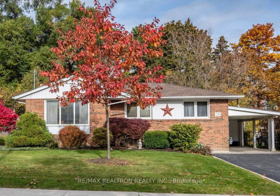 215-parkview-crescent-newmarket-ontario-n12503152