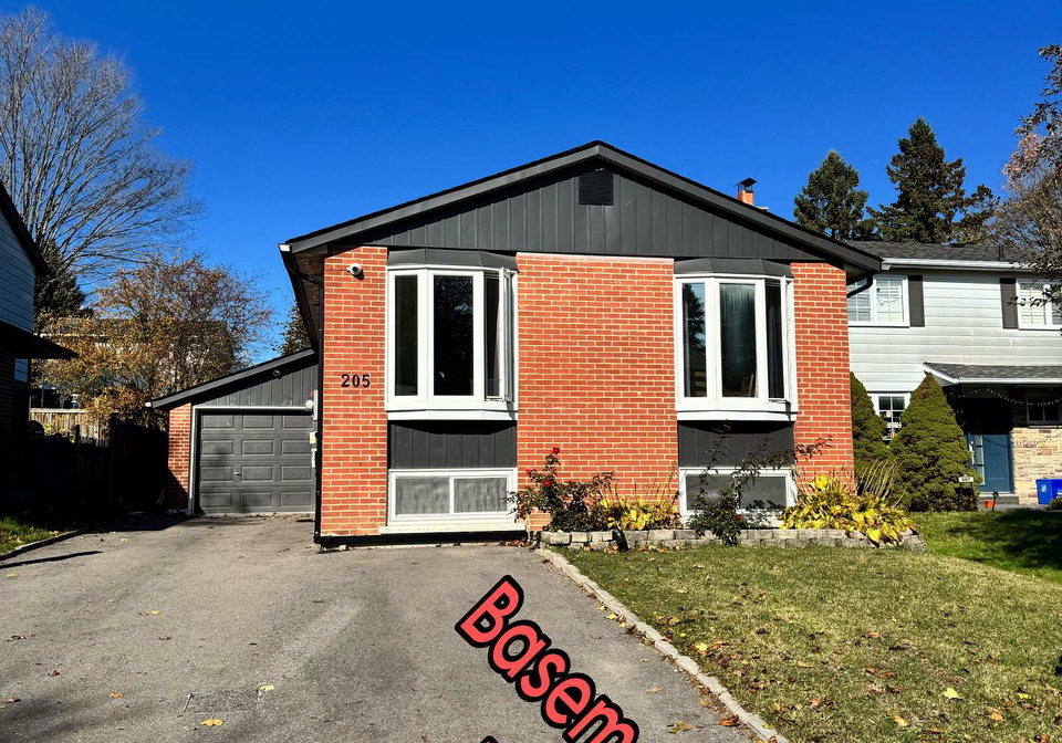 205-talbot-crescent-newmarket-ontario-n12503624