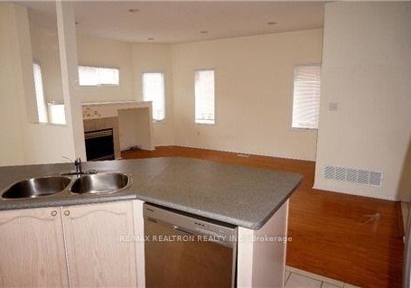 22-desert-view-crescent-richmond-hill-ontario-n12504506