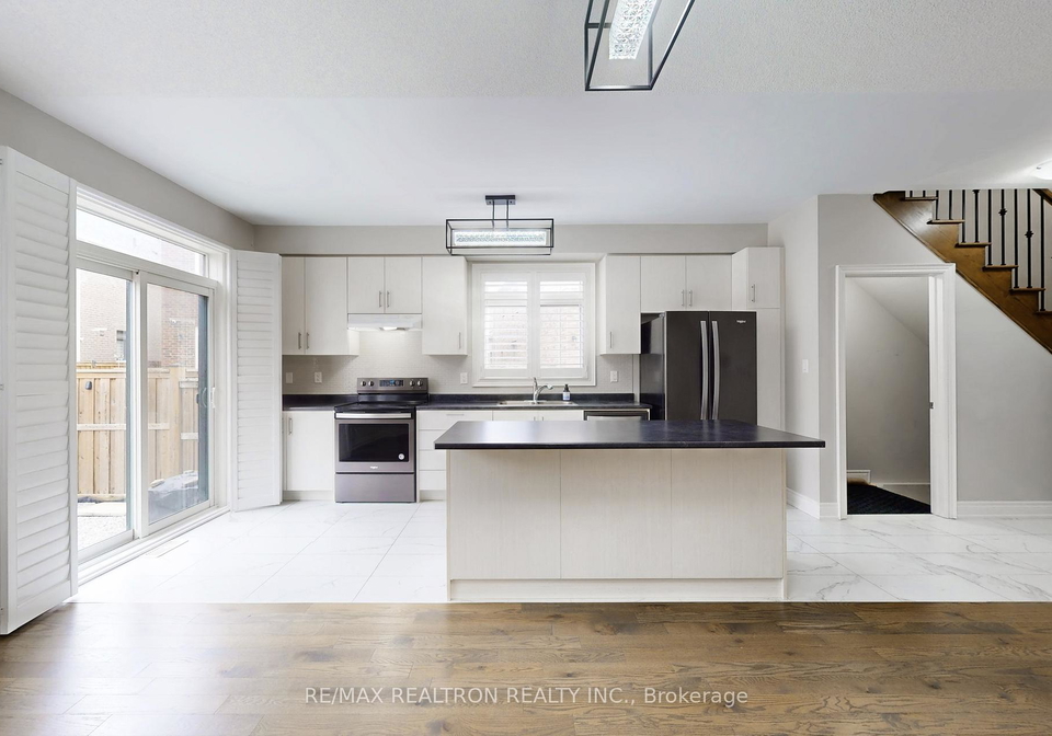 15-silver-charm-drive-east-gwillimbury-ontario-n12504704