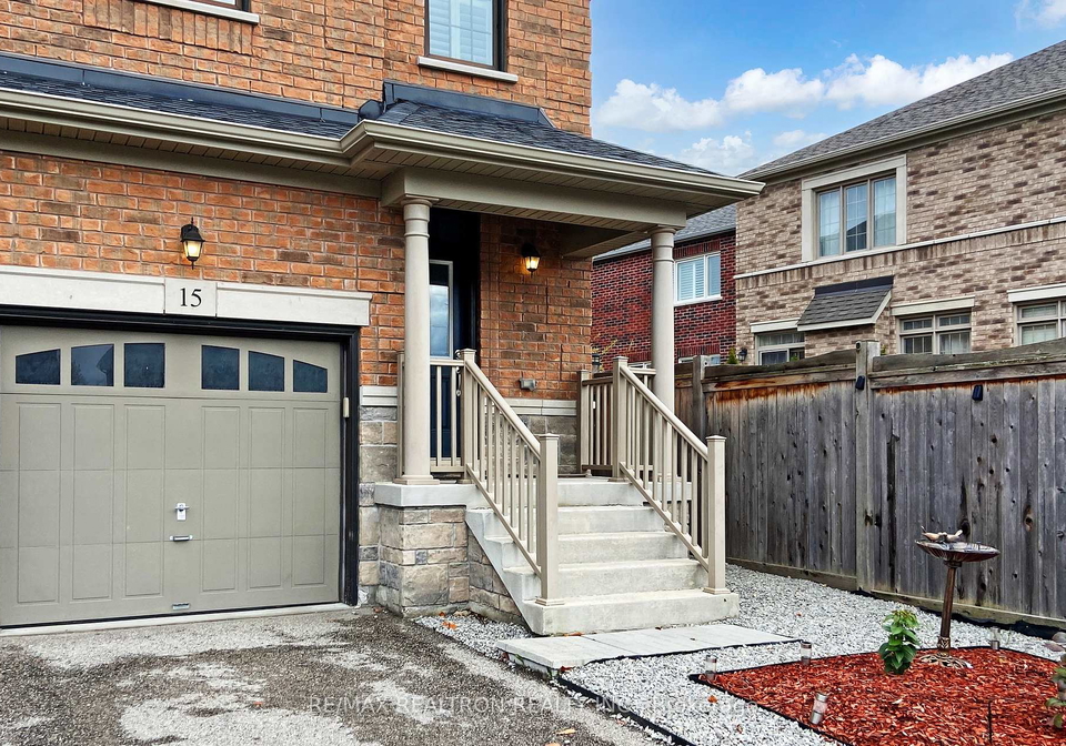 15-silver-charm-drive-east-gwillimbury-ontario-n12504704