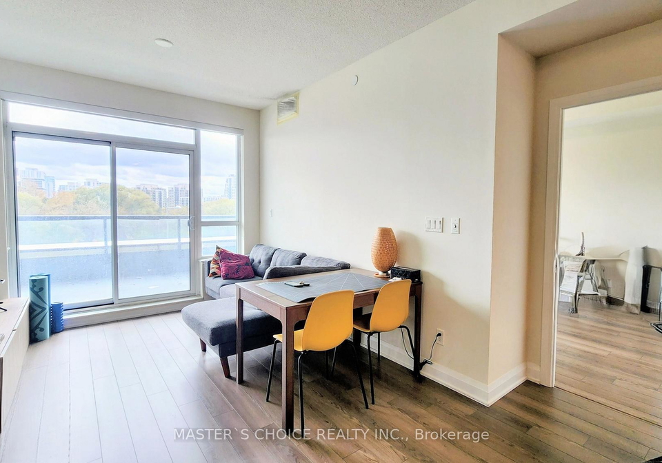 15-water-walk-drive-markham-ontario-n12504908