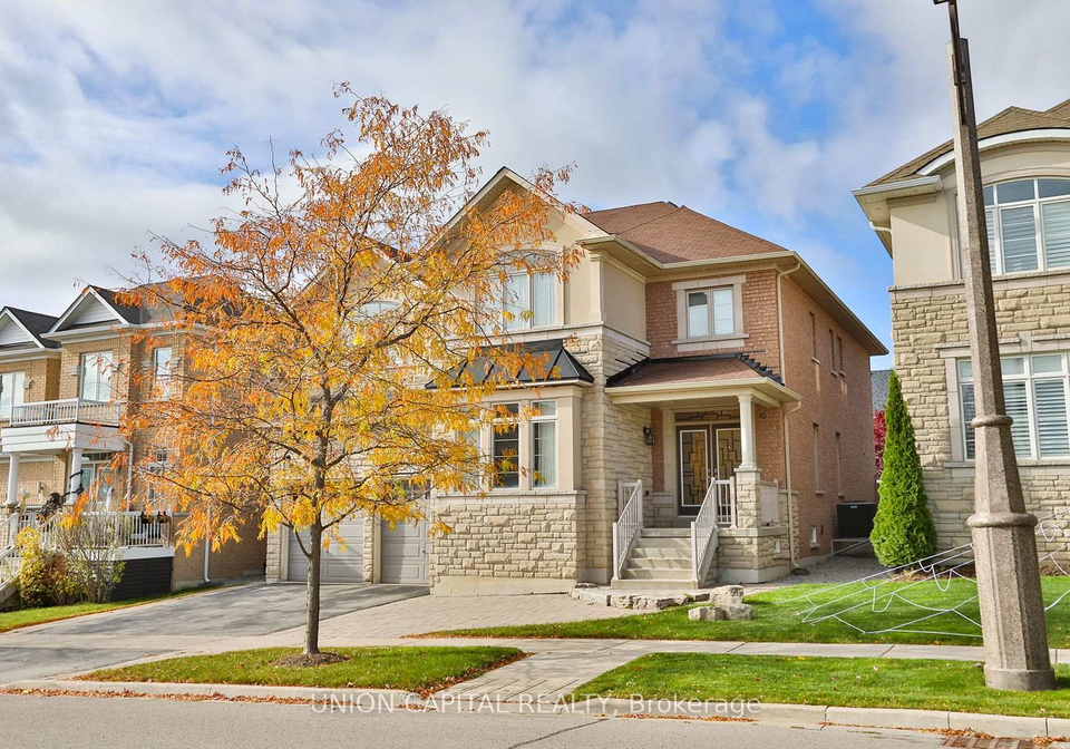 22-greenforest-grove-whitchurch-stouffville-ontario-n12505260