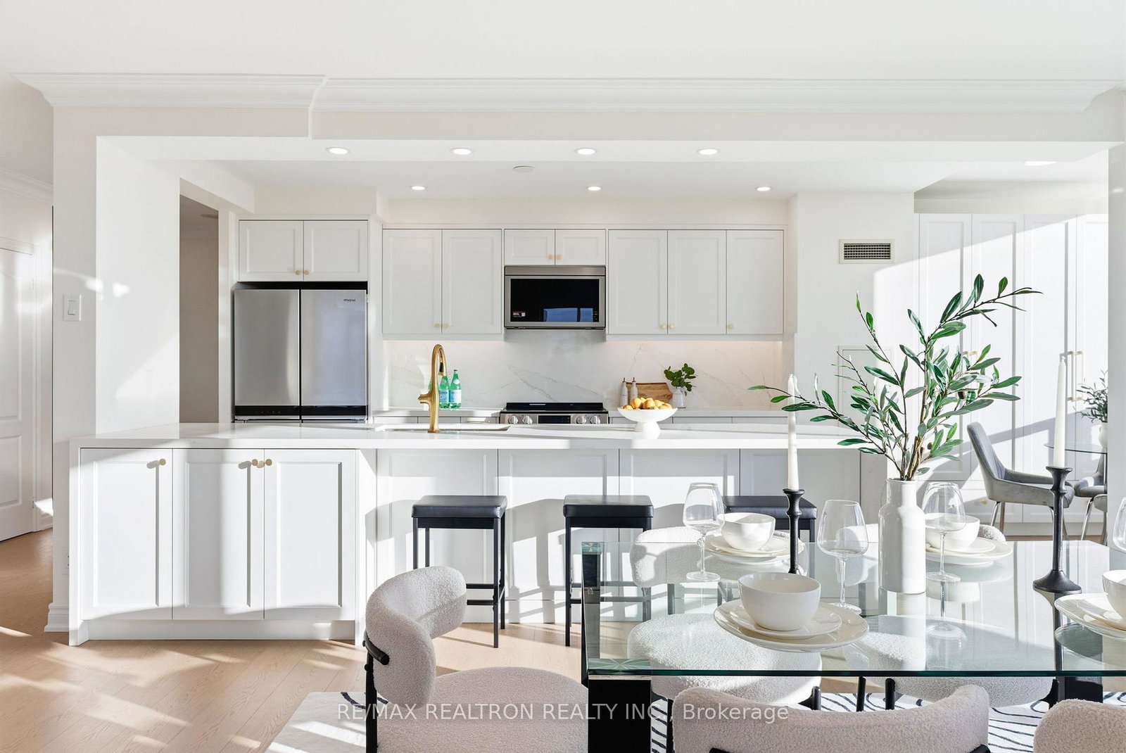 88-promenade-circle-vaughan-ontario-n12506530