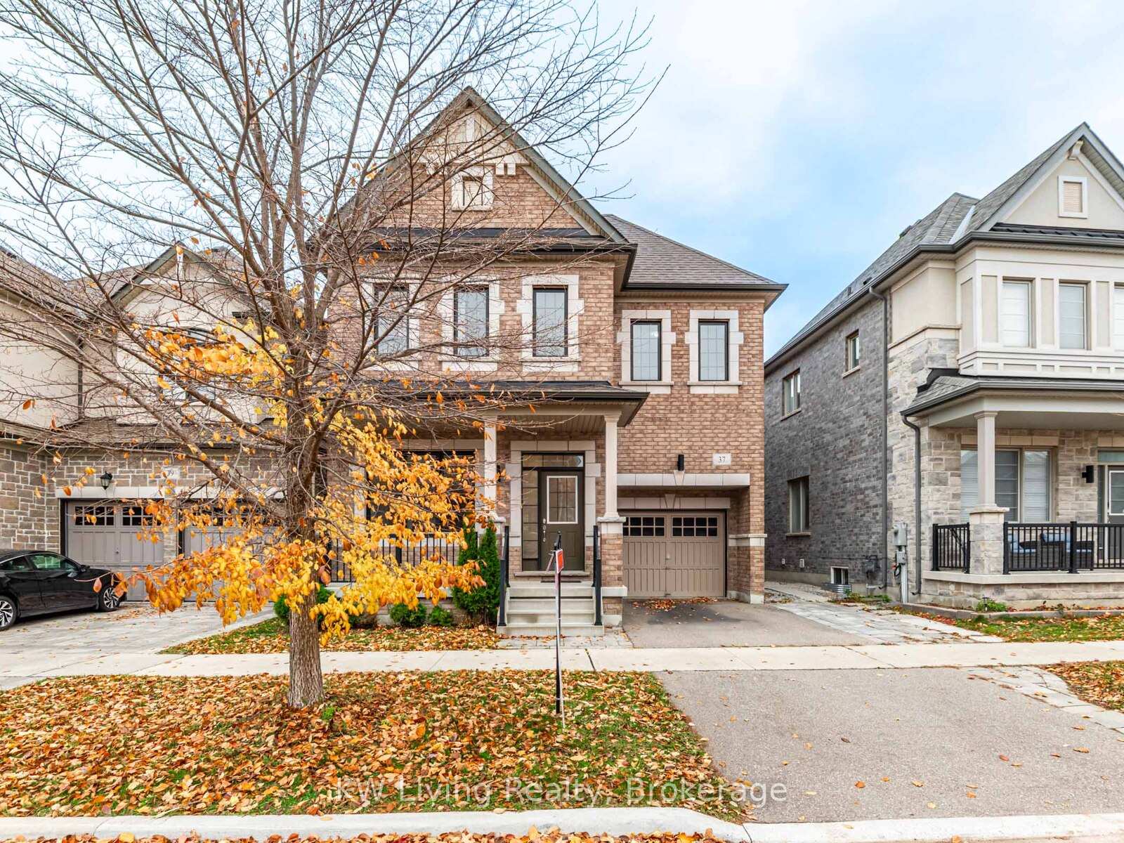 37-jeffrey-nihda-crescent-markham-ontario-n12506598