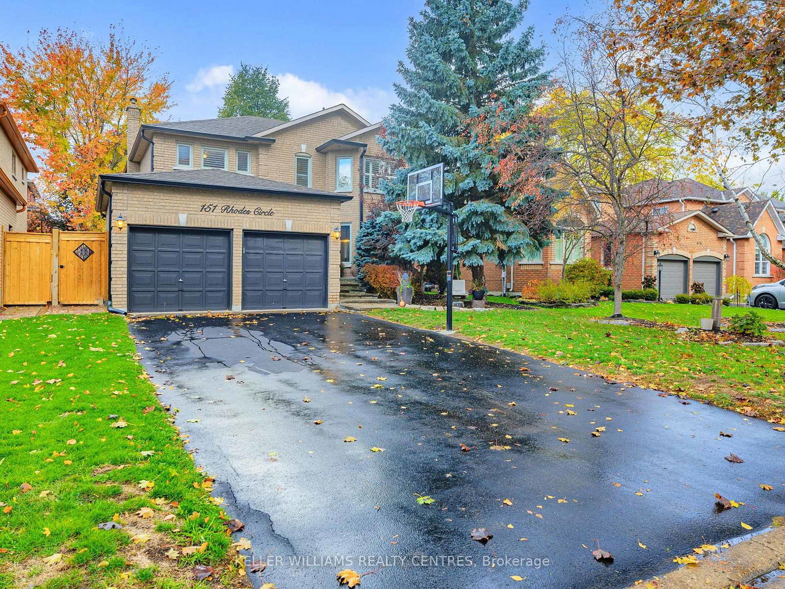 151-rhodes-circle-newmarket-ontario-n12506958