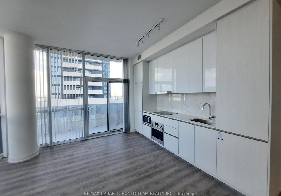 8-interchange-way-vaughan-ontario-n12508526