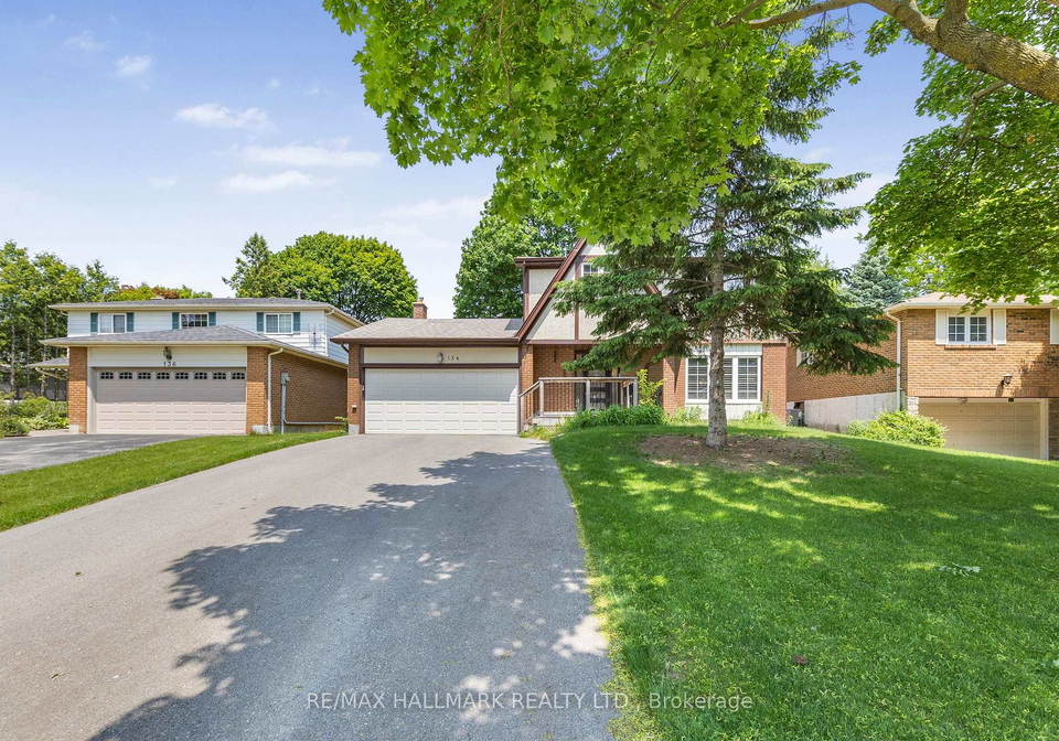 134-romfield-circuit-markham-ontario-n12510492