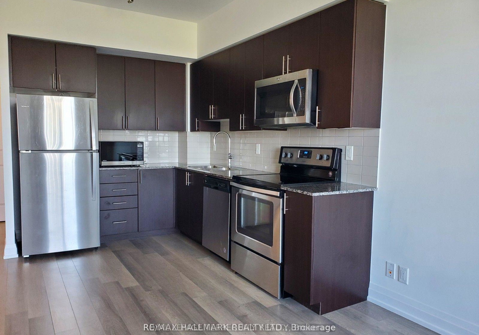 7890-bathurst-street-vaughan-ontario-n12511032
