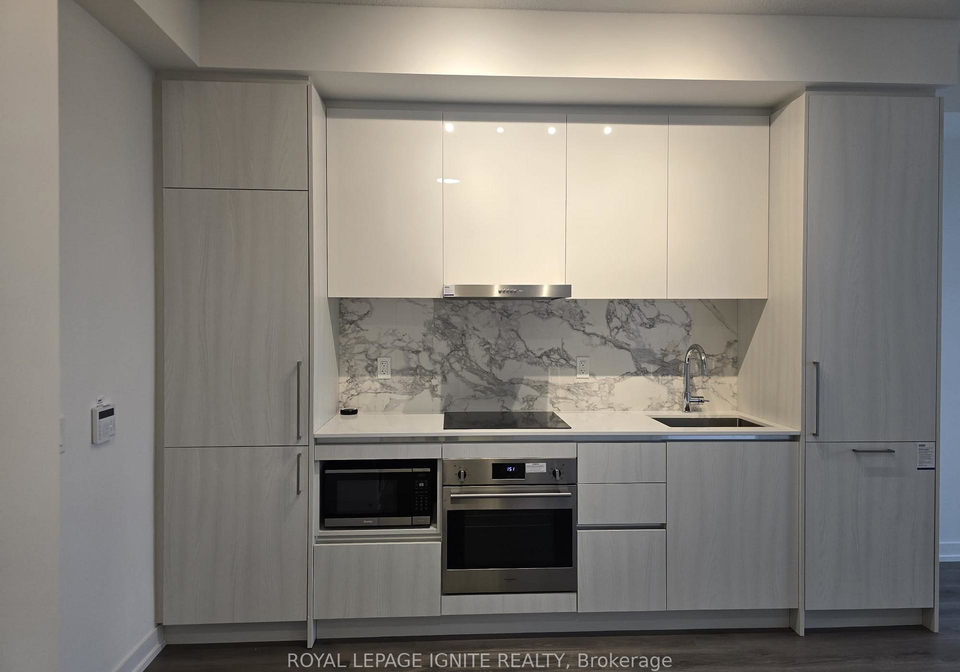 225-commerce-street-vaughan-ontario-n12512400