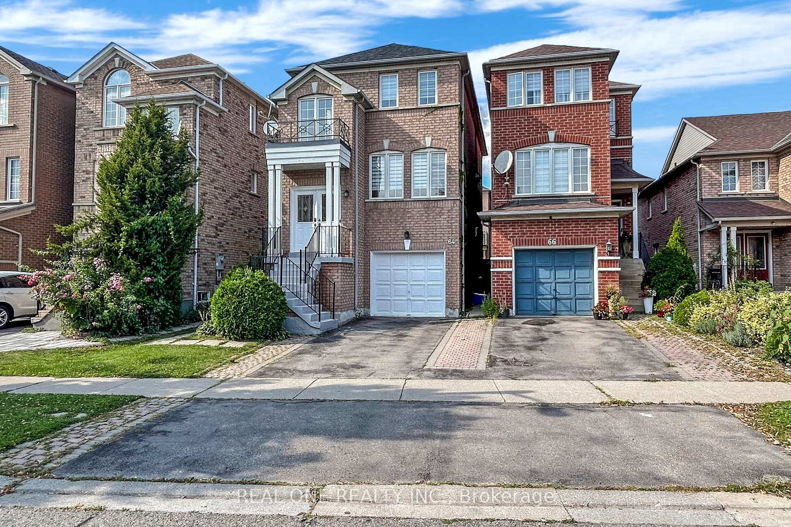 64-sassafras-circle-n-vaughan-ontario-n12515142