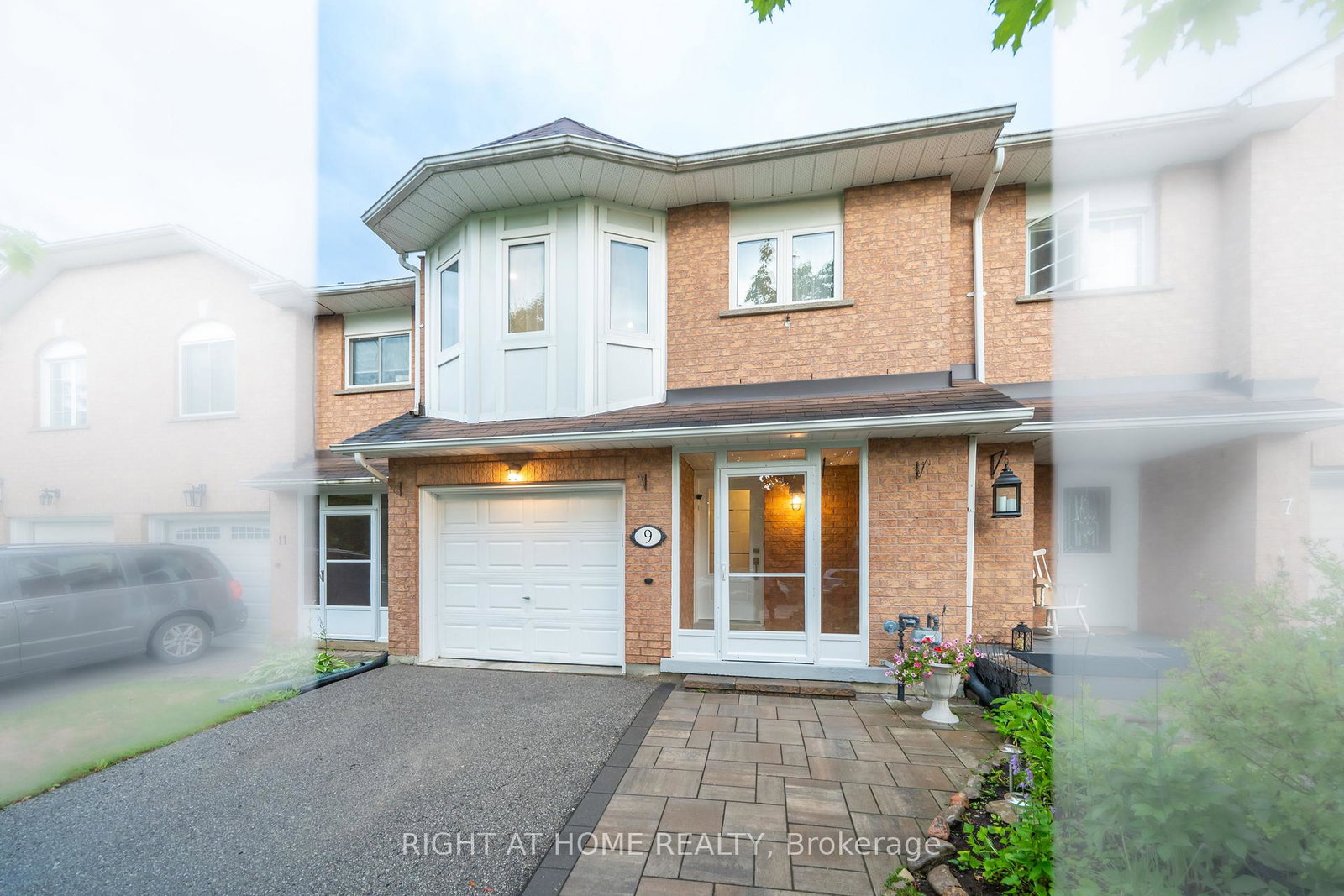 9-royal-cedar-court-east-gwillimbury-ontario-n12515306