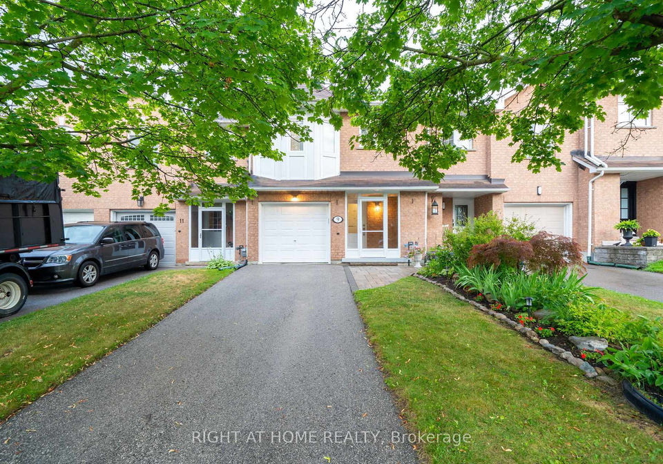 9-royal-cedar-court-east-gwillimbury-ontario-n12515306