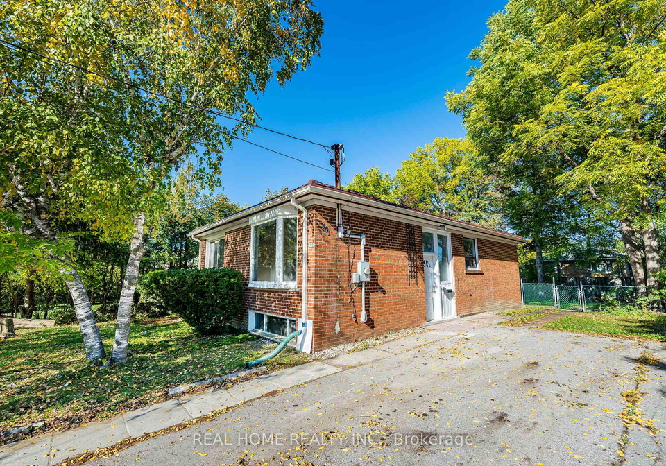 401-fernleigh-circle-s-richmond-hill-ontario-n12515582