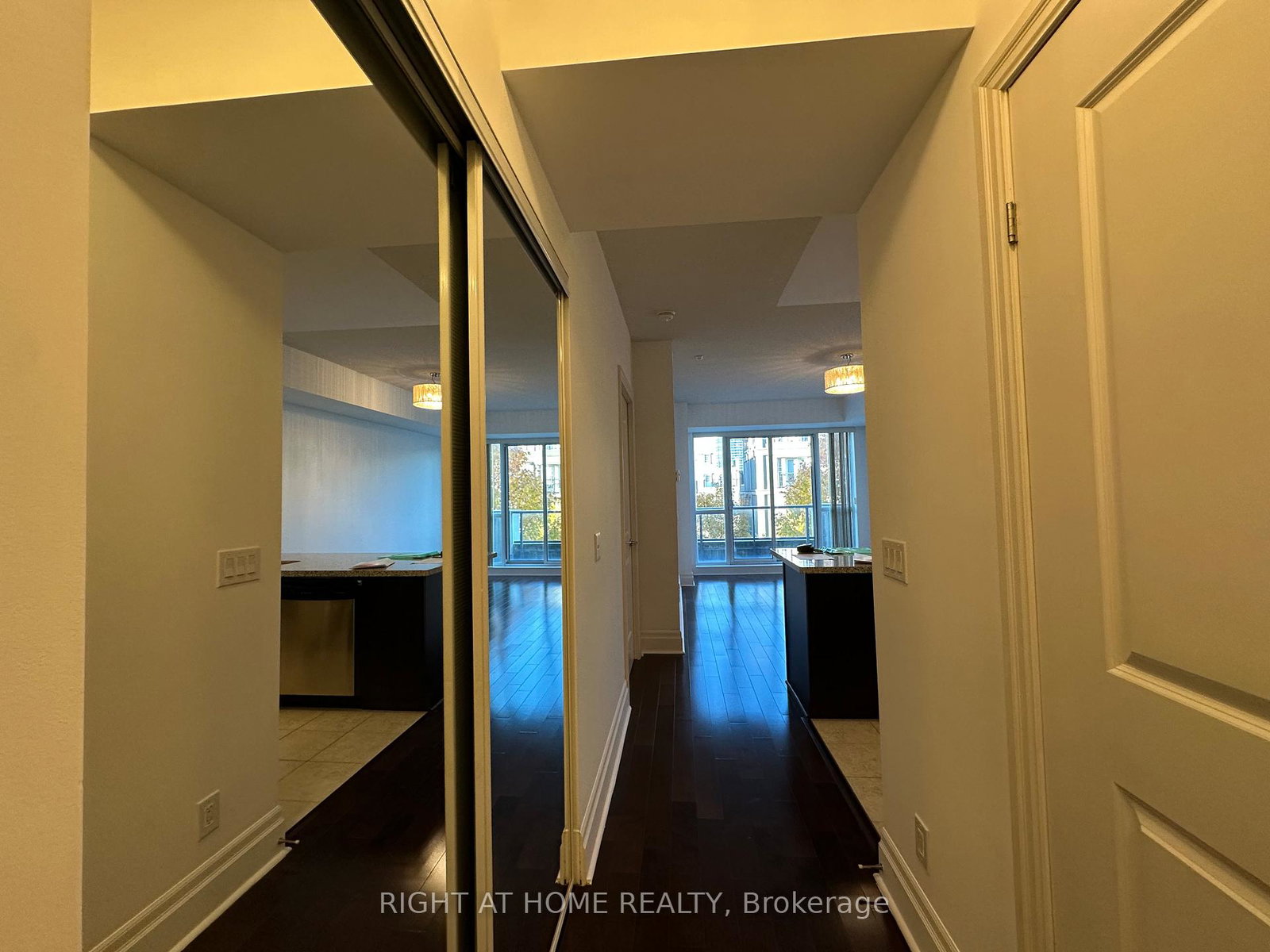 39-upper-duke-crescent-markham-ontario-n12517774