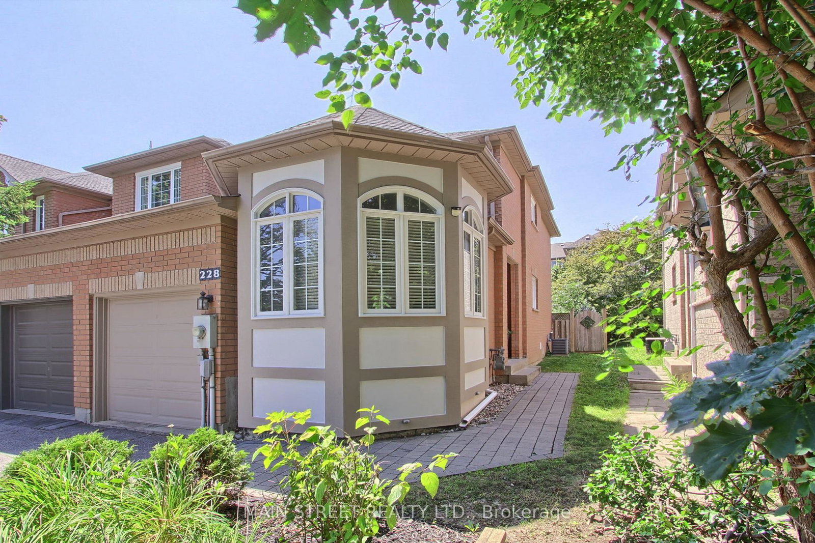 228-warner-crescent-newmarket-ontario-n12520434