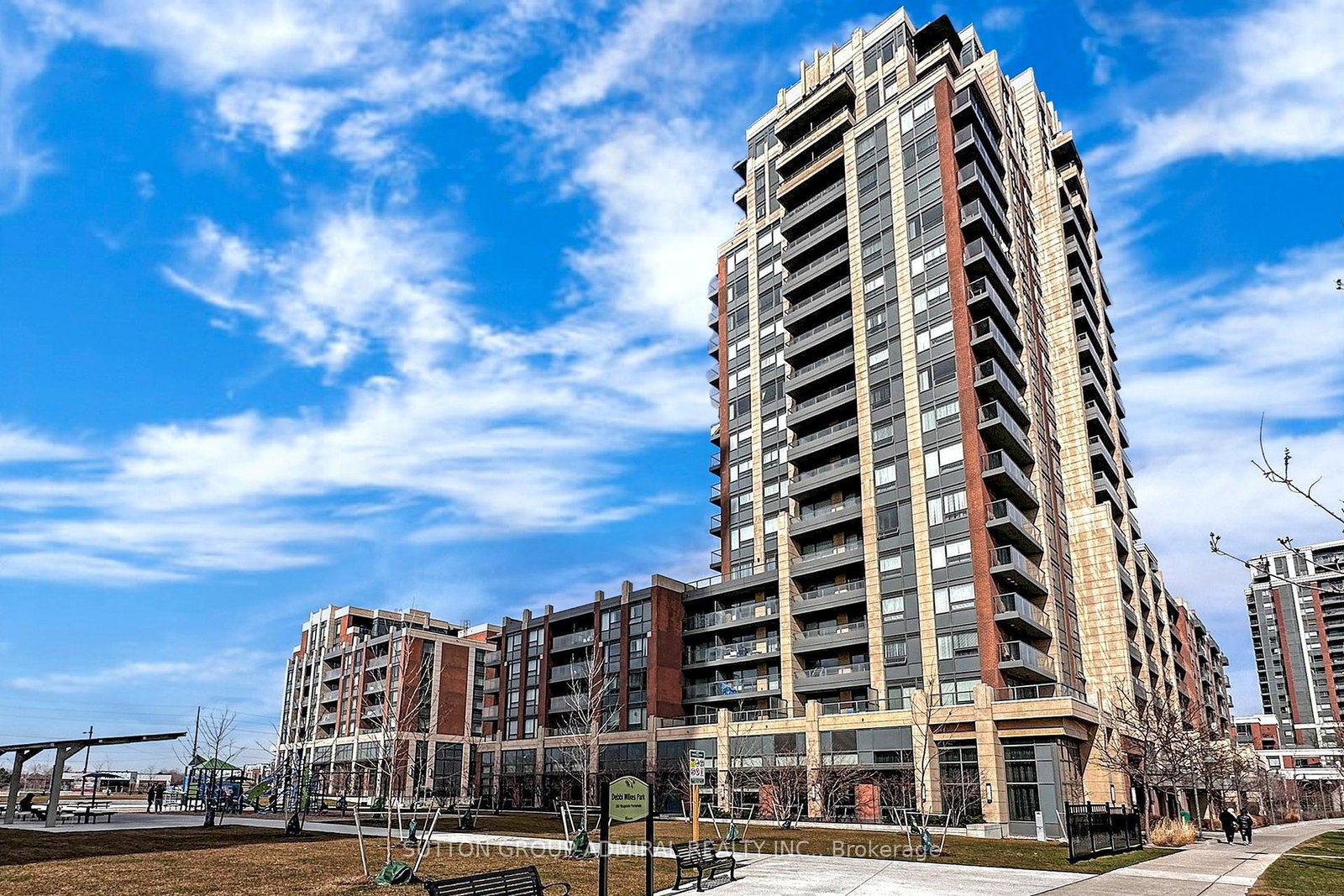 18-uptown-drive-markham-ontario-n12520768