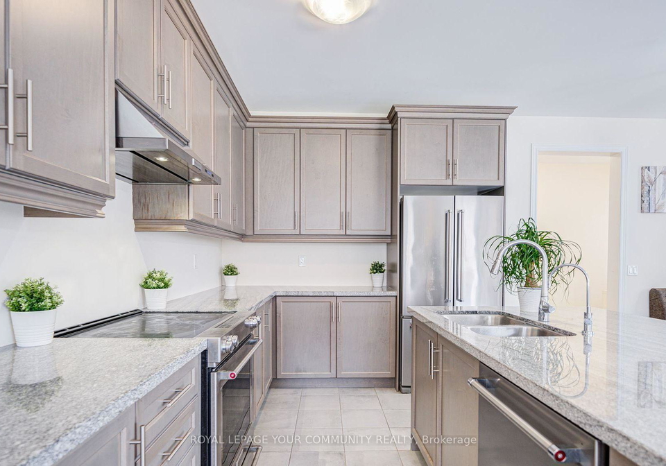 290-silk-twist-drive-east-gwillimbury-ontario-n12521130