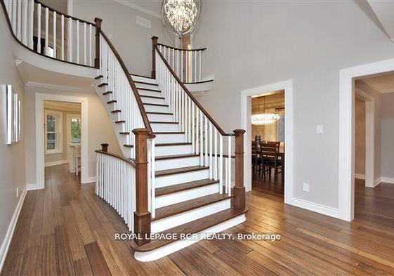 5-tannery-creek-crescent-aurora-ontario-n12521240