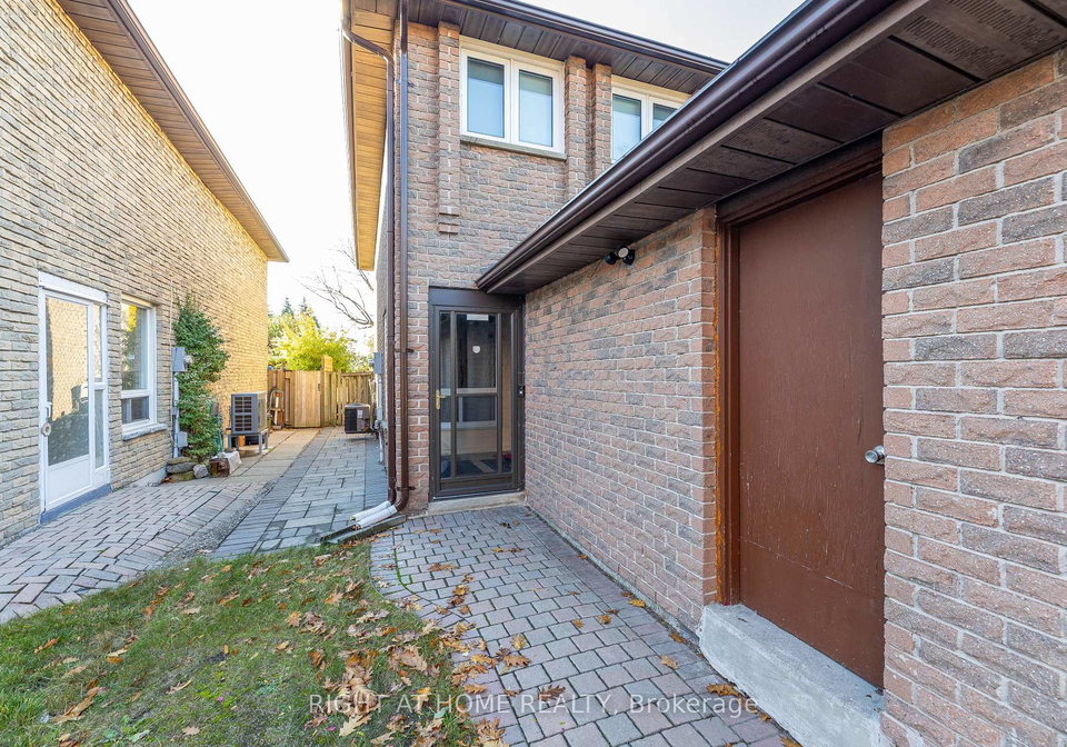 37-cheeseman-drive-markham-ontario-n12523070