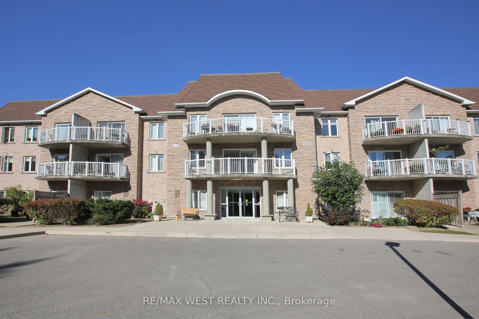 32-church-street-king-ontario-n12523270