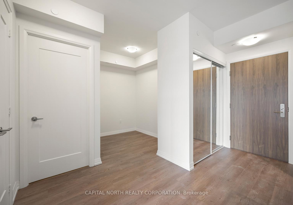 27-korda-gate-vaughan-ontario-n12524262