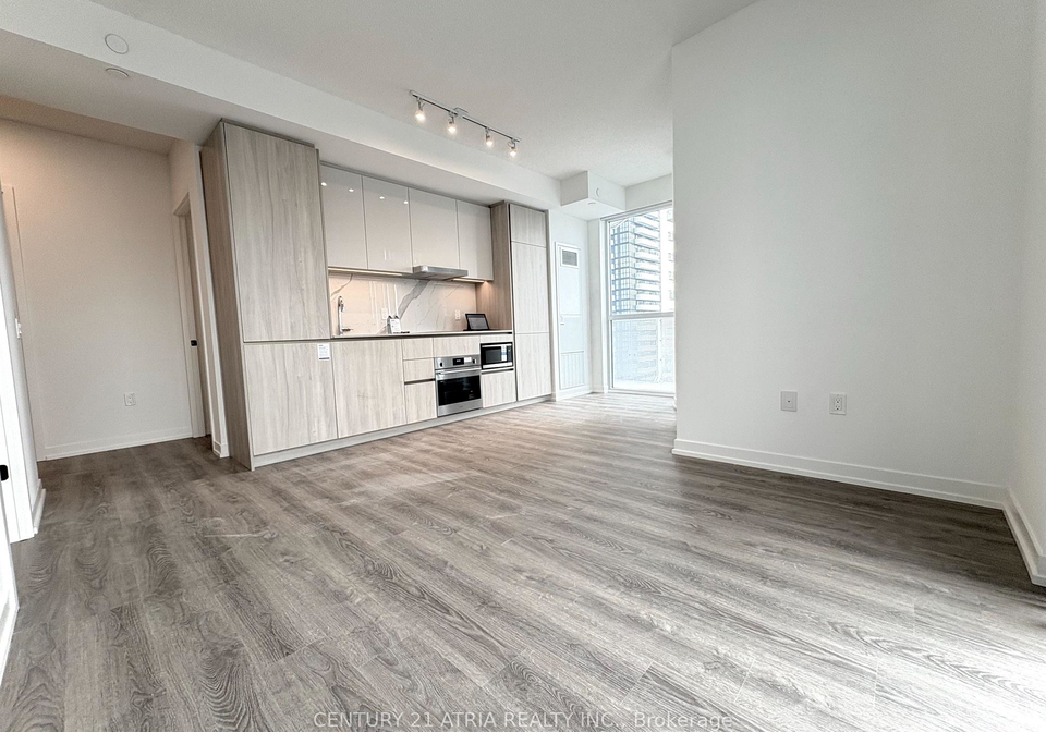 8-interchange-way-vaughan-ontario-n12525140