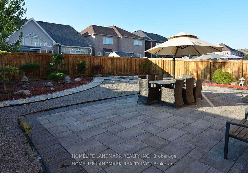 18-wandering-glider-trail-bradford-west-gwillimbury-ontario-n12526500
