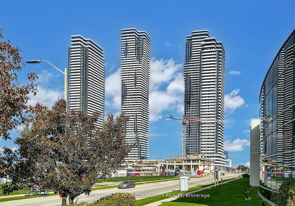 28-interchange-way-vaughan-ontario-n12526600