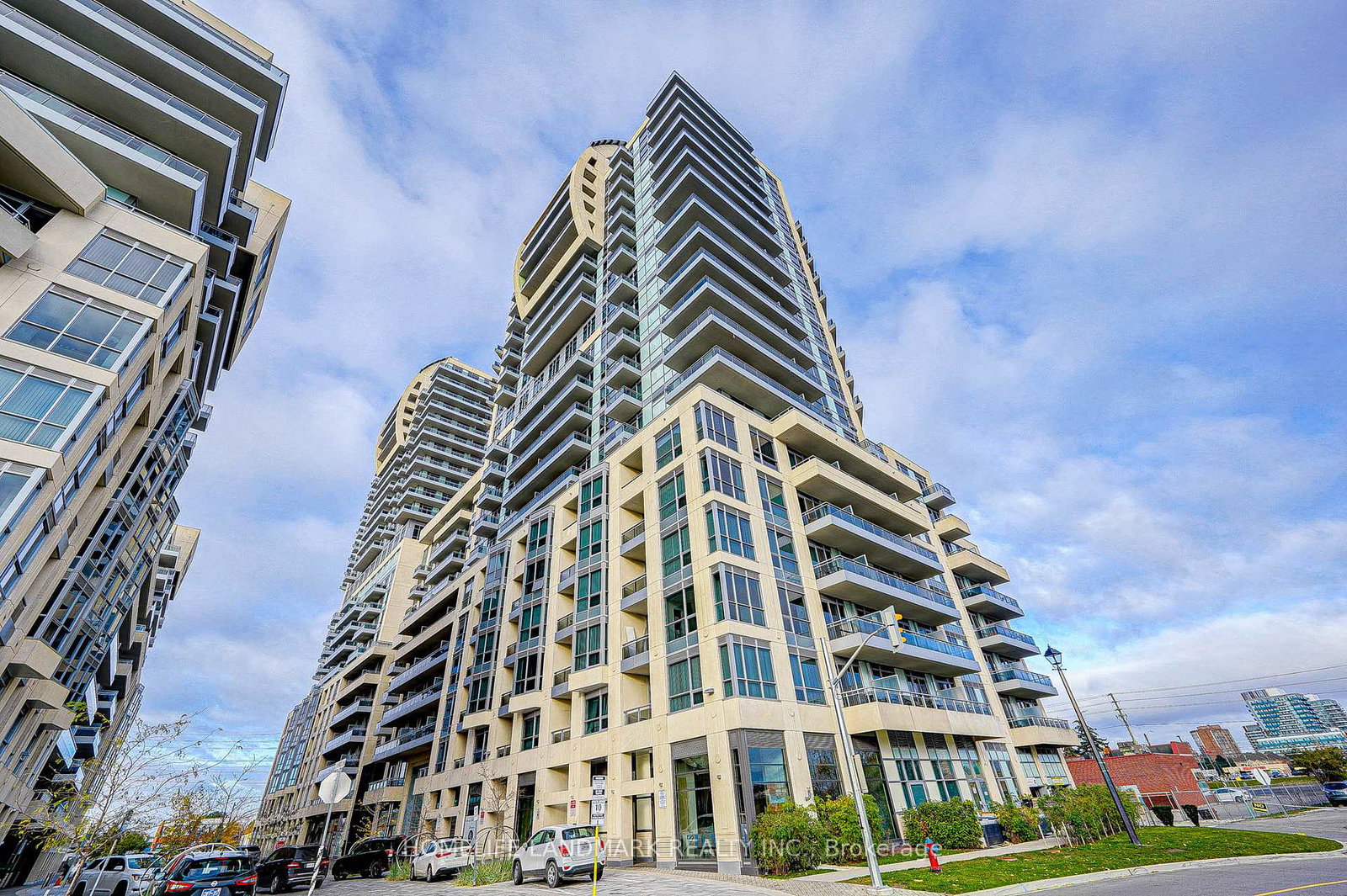 9205-yonge-street-richmond-hill-ontario-n12528618