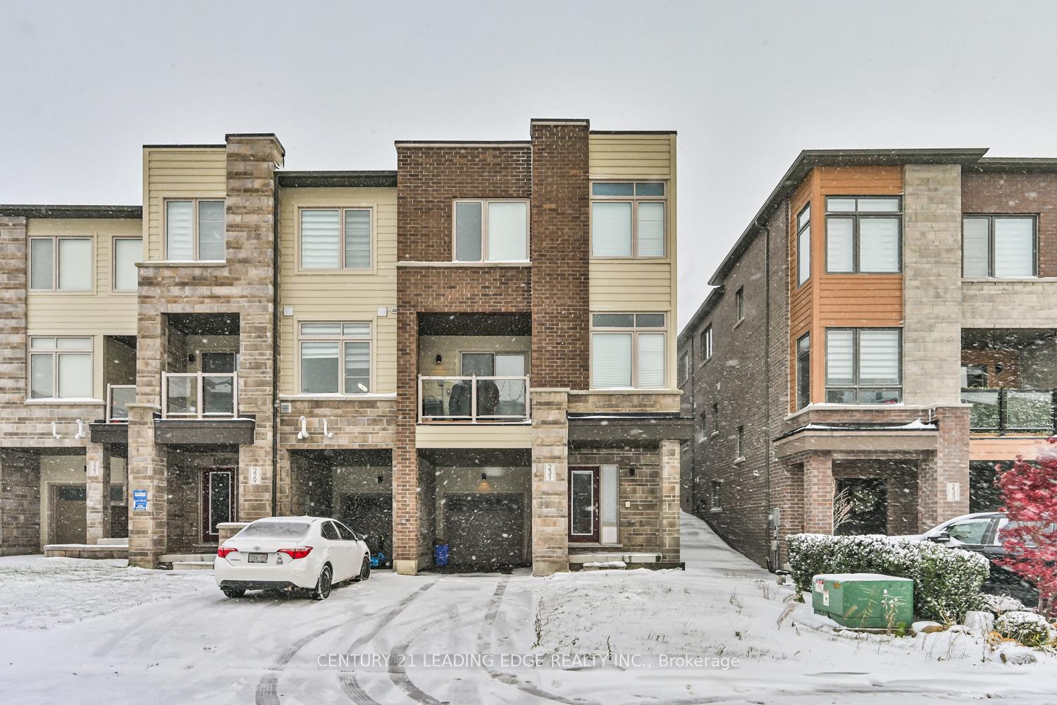 231-vivant-street-newmarket-ontario-n12530034