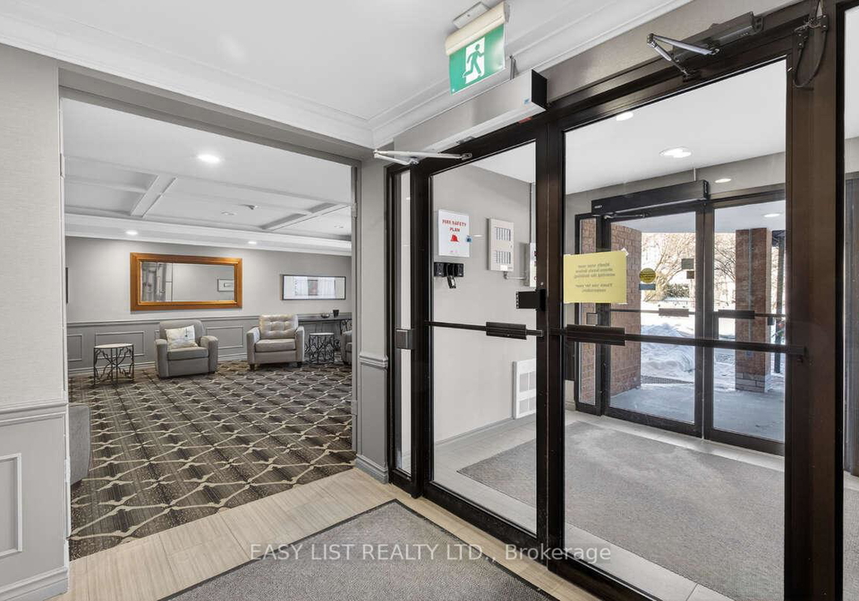 155-main-street-n-newmarket-ontario-n12530314