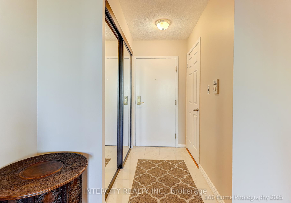 5-emerald-lane-vaughan-ontario-n12530382