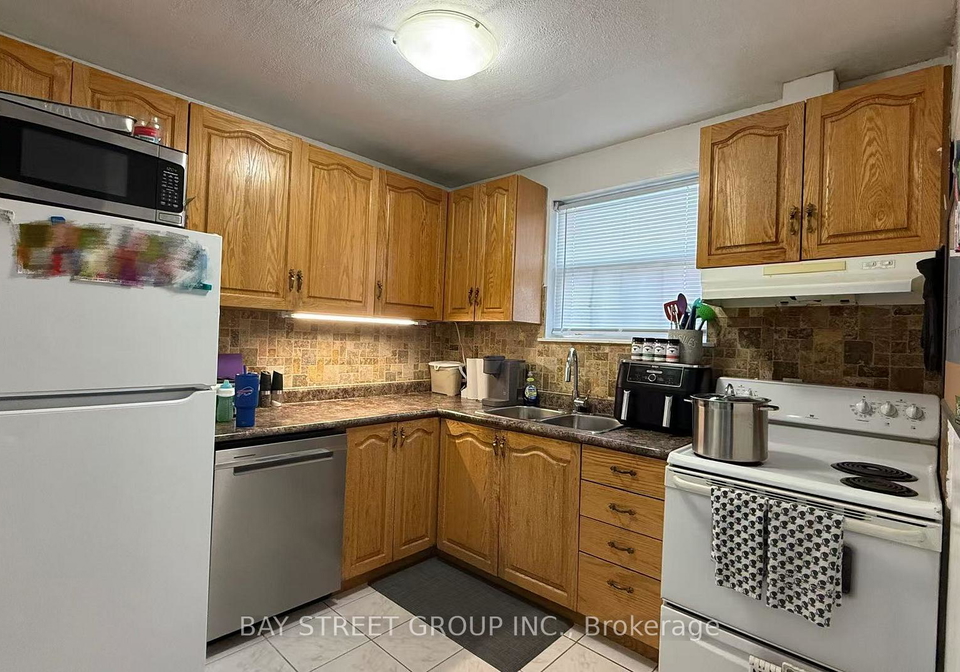 241-taylor-mills-drive-n-richmond-hill-ontario-n12530504