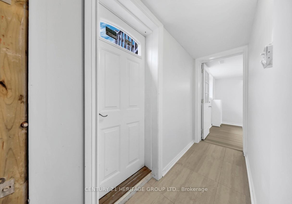 302-avenue-road-newmarket-ontario-n12530626