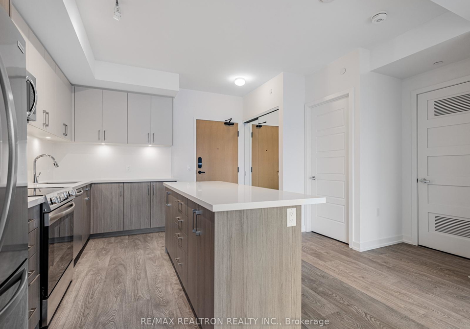 333-sunseeker-avenue-innisfil-ontario-n12530706